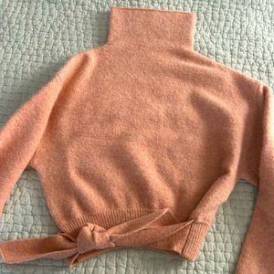 Aritzia Lorin sweater xs